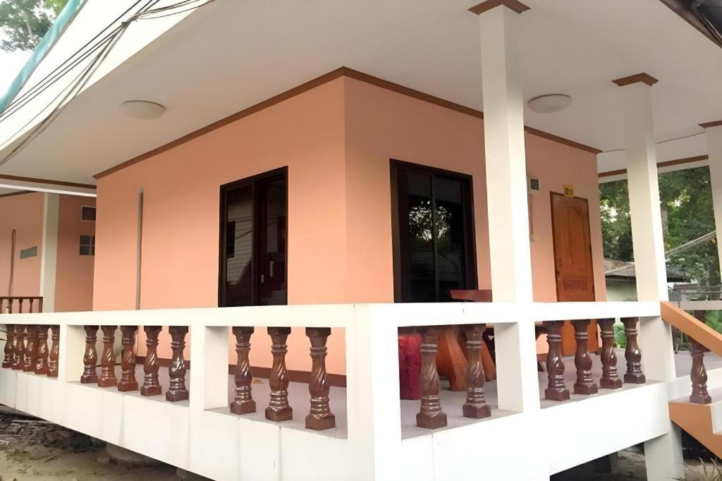Sea Breeze Resort Koh Samet Екстериор снимка