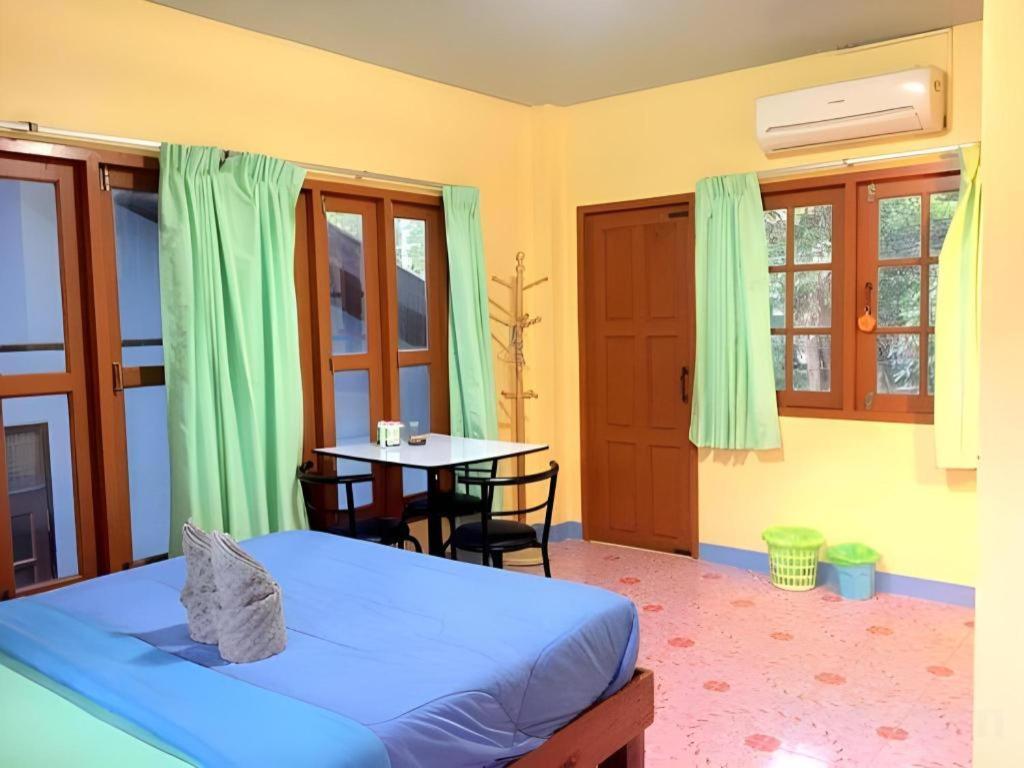 Sea Breeze Resort Koh Samet Екстериор снимка