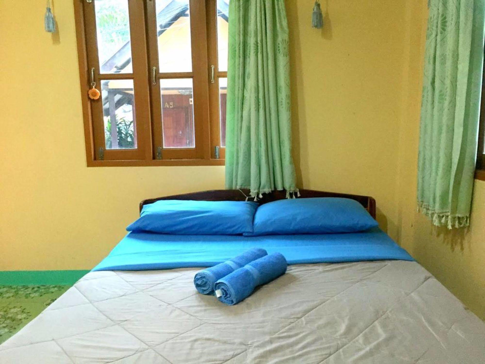 Sea Breeze Resort Koh Samet Екстериор снимка