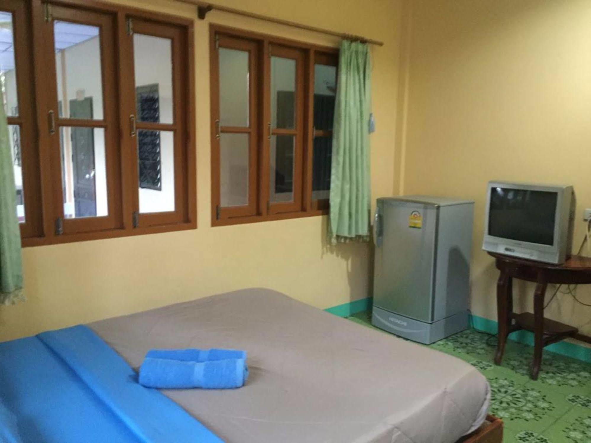 Sea Breeze Resort Koh Samet Екстериор снимка